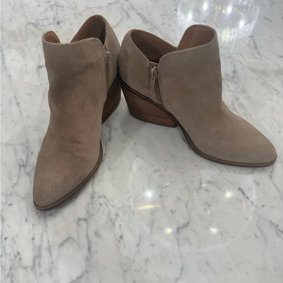 EXCELLENT Lucky Brand Leather Suede Tan Women’s Ankle Boot Size 9 - Picture 7 of 8